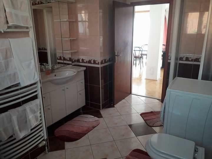 Apartmani "Alenka" Примоштен Екстер'єр фото